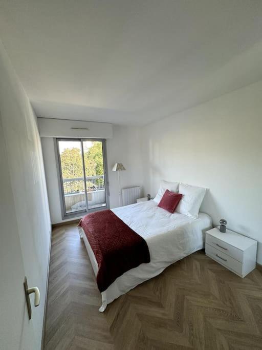 Appartement Neuf Avec Balcon Et Parking Prive Caen Exterior foto